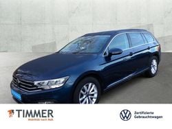 Aquamarinblau metallic Gebraucht 2023 VW Passat Business Kombi | 27.389 € (Fairer Preis)