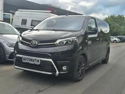 Schwarz Gebraucht 2023 Toyota Proace Verso Executive Kombi | 44.999 € (Etwas zu teuer)