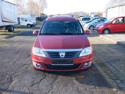 Rot Gebraucht 2012 Dacia Logan MCV Lauréate Kombi | 4.699 € (Teuer)