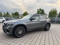 Grau Gebraucht 2018 Mercedes GLC250 AMG SUV | 27.450 € (Guter Preis)