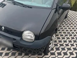 Schwarz Gebraucht 2013 Renault Twingo Kleinwagen | 850 €