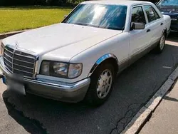 Weiß Gebraucht 1989 Mercedes 260 Limousine | 5.500 €