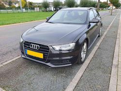 Grau Gebraucht 2015 Audi A4 S-Line Kombi | 15.000 € (Fairer Preis)