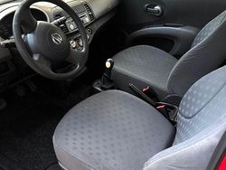 Rot Gebraucht 2003 Nissan Micra Visia Limousine | 690 € (Guter Preis)