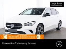 Weiß Gebraucht 2024 Mercedes B180 Progressive Van / Kleinbus | 30.990 € (Guter Preis)