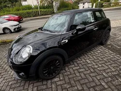 Schwarz Gebraucht 2017 Mini ONE Kleinwagen | 12.900 € (Fairer Preis)