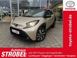 Ginger beige metallic/dach mys Neu 2025 Toyota Aygo Kleinwagen | 17.480 €