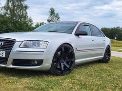 Silber Gebraucht 2005 Audi A8 Performance Limousine | 11.400 €