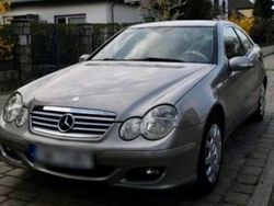 Gold Gebraucht 2006 Mercedes C200 Coupé | 2.800 € (Guter Preis)