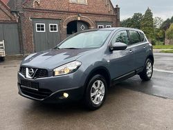 Grau Gebraucht 2010 Nissan Qashqai SUV | 5.999 €