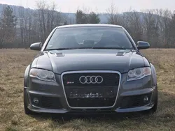 Grau Gebraucht 2006 Audi RS4 Performance Limousine | 27.900 €