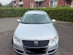 Silber Gebraucht 2010 VW Passat Kombi | 1.850 € (Guter Preis)