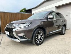 Braun Gebraucht 2015 Mitsubishi Outlander Plus SUV | 12.900 € (Etwas zu teuer)