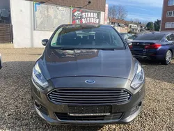 Magneticgrau (metallic) Gebraucht 2019 Ford S-MAX Titanium Van / Kleinbus | 16.999 € (Fairer Preis)