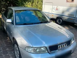 Silber Gebraucht 1999 Audi A4 Limousine | 3.200 € (Teuer)
