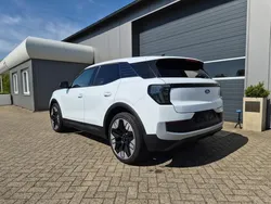 Frozen white frozen white Neu 2025 Ford Explorer Extended Range SUV | 41.490 € (Fairer Preis)