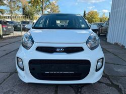 Weiß Gebraucht 2016 Kia Picanto DREAM-TEAM Edition Kleinwagen | 3.990 € (Fairer Preis)