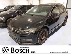 Deep black perleffekt Gebraucht 2021 VW Polo Comfortline Limousine | 15.650 € (Guter Preis)