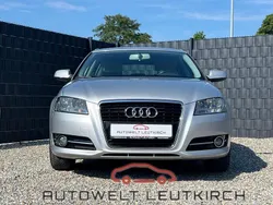 Silber Gebraucht 2011 Audi A3 Attraction Limousine | 8.980 € (Teuer)