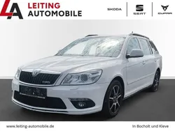 Weiß Gebraucht 2011 Skoda Octavia RS Kombi | 6.645 € (Guter Preis)
