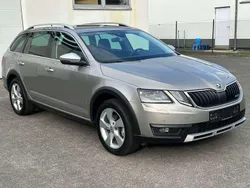 Bezova capuccino/capuccino bei Gebraucht 2019 Skoda Octavia Scout 4x4 Kombi | 17.980 € (Fairer Preis)