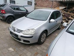 Silber Gebraucht 2005 VW Golf IV Trendline Limousine | 1.499 € (Guter Preis)