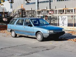 Blau Gebraucht 1990 Renault 21 Kombi | 1.950 €