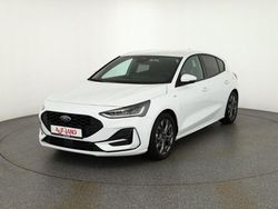 Weiß Gebraucht 2025 Ford Focus ST-Line Limousine | 21.890 € (Superpreis)