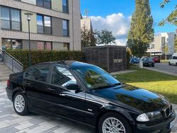 Schwarz Gebraucht 2000 BMW 316 Limousine | 2.490 € (Fairer Preis)