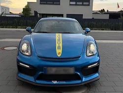 Blau Gebraucht 2016 Porsche Cayman GT4 Coupé | 100.900 € (Etwas zu teuer)