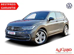 Grau Gebraucht 2023 VW Tiguan Active SUV | 30.990 € (Etwas zu teuer)