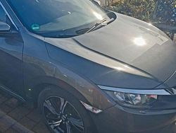 Grau Gebraucht 2018 Honda Civic Executive Limousine | 14.900 € (Fairer Preis)