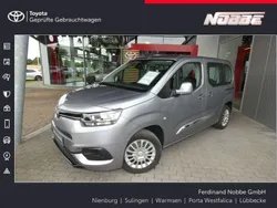 Bismutsilber metallic Gebraucht 2021 Toyota Proace Verso City Kombi | 15.950 € (Guter Preis)