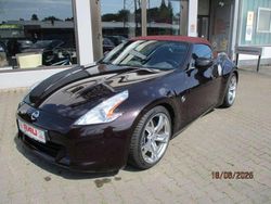 Black rose aubergineton Gebraucht 2011 Nissan 370Z Pack Cabrio | 19.990 € (Etwas zu teuer)