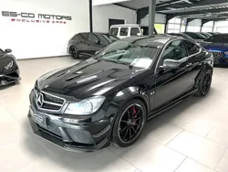 Schwarz metallic Gebraucht 2012 Mercedes C63 AMG AMG Coupé | 126.900 €