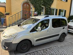 Grau Gebraucht 2008 Peugeot Partner Tepee Tendance Van / Kleinbus | 1.000 € (Superpreis)