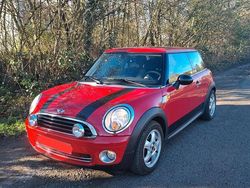 Rot Gebraucht 2008 Mini ONE Kleinwagen | 2.000 € (Fairer Preis)