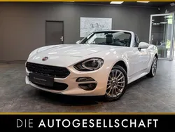 Weiß Gebraucht 2016 Fiat 124 Spider Lusso Cabrio | 17.990 € (Fairer Preis)