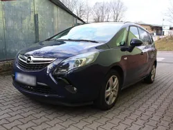 Blau Gebraucht 2015 Opel Zafira Tourer Van / Kleinbus | 7.780 € (Guter Preis)