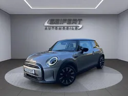 Rooftop grey metallic Gebraucht 2023 Mini Cooper Classic Kleinwagen | 25.690 € (Fairer Preis)