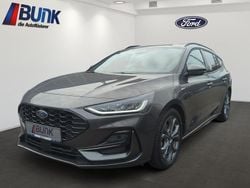 Magnetic metallic Gebraucht 2023 Ford Focus ST-Line X | 25.990 € (Guter Preis)