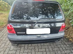 Schwarz Gebraucht 2004 Renault Twingo Kleinwagen | 699 €