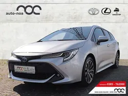 Precious silver Gebraucht 2022 Toyota Corolla Team Kombi | 23.990 € (Fairer Preis)