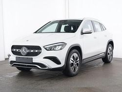 Unilack polarweiß Gebraucht 2024 Mercedes GLA180 Progressive SUV | 33.480 € (Guter Preis)
