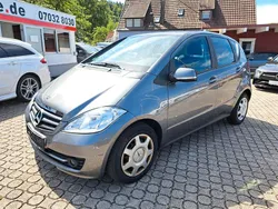 Grau Gebraucht 2010 Mercedes A180 Limousine | 7.600 € (Etwas zu teuer)