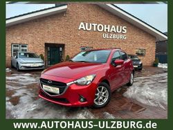 Rot Gebraucht 2017 Mazda 2 Nakama Limousine | 7.900 € (Fairer Preis)
