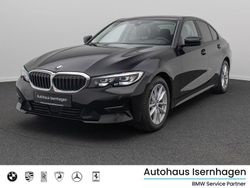 Saphirschwarz metallic475schwarz Gebraucht 2020 BMW 320 Advantage Limousine | 26.999 € (Fairer Preis)