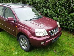 Rot Gebraucht 2003 Nissan X-Trail SUV | 4.500 €