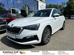 Moonweiss metallic Gebraucht 2022 Skoda Scala Business Line Kleinwagen | 19.490 € (Etwas zu teuer)