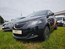 Scorpione schwarz Gebraucht 2024 Lancia Ypsilon Kleinwagen | 20.990 €